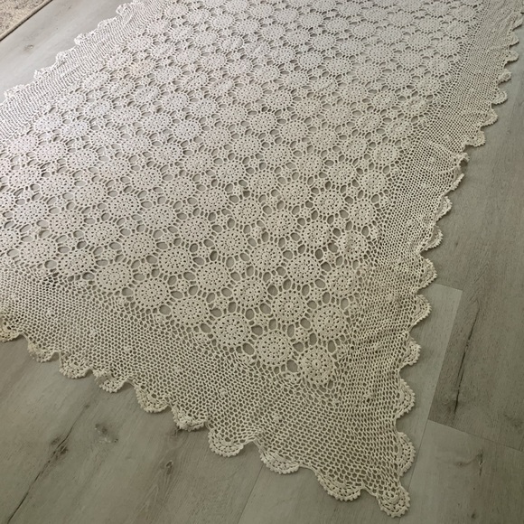 Vintage Hand Crochet Lace Bedspread Coverlet Afghan table cover blanket‎ cream - Picture 9 of 16